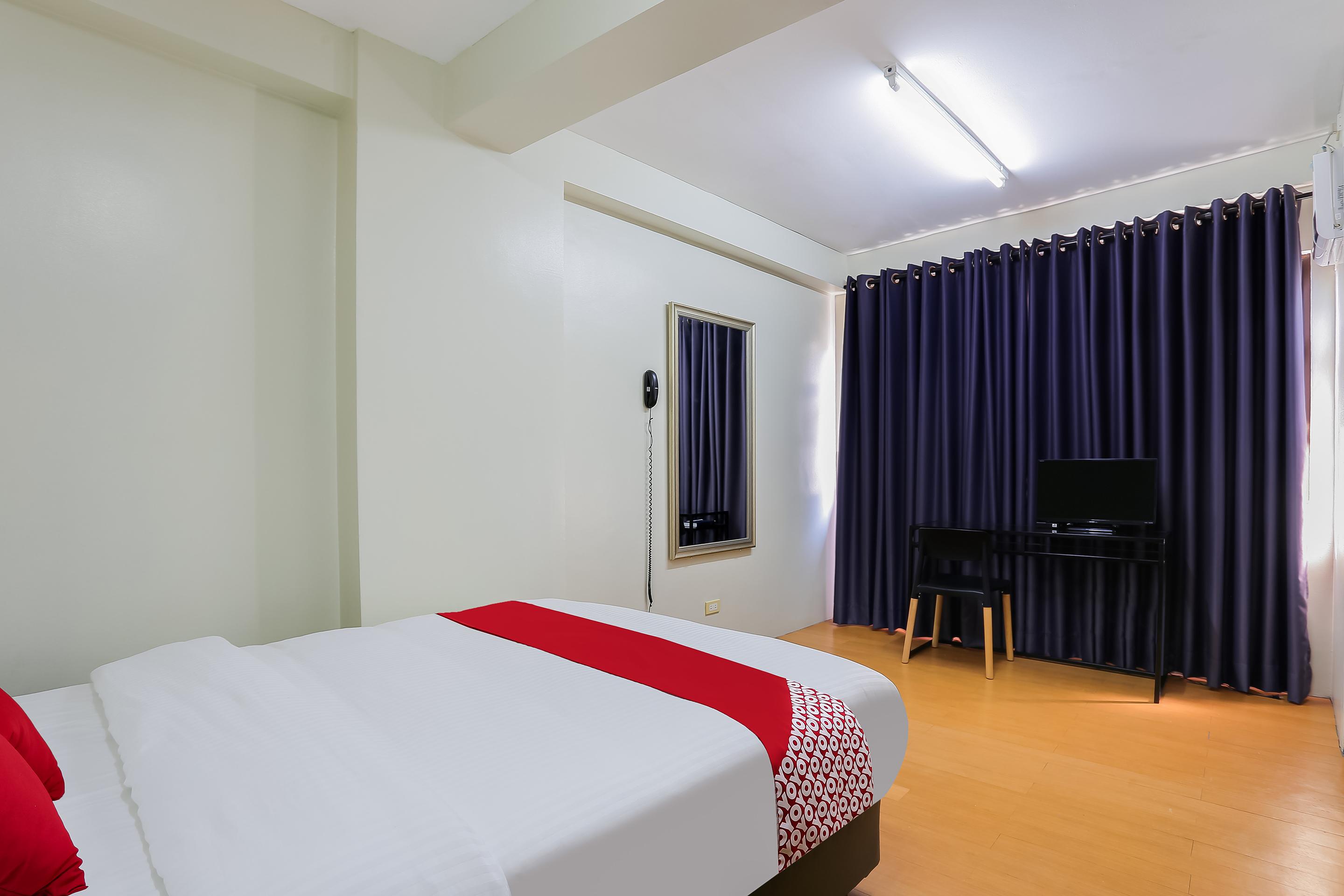 Anglo Residences Manila Кесон-Сити Экстерьер фото