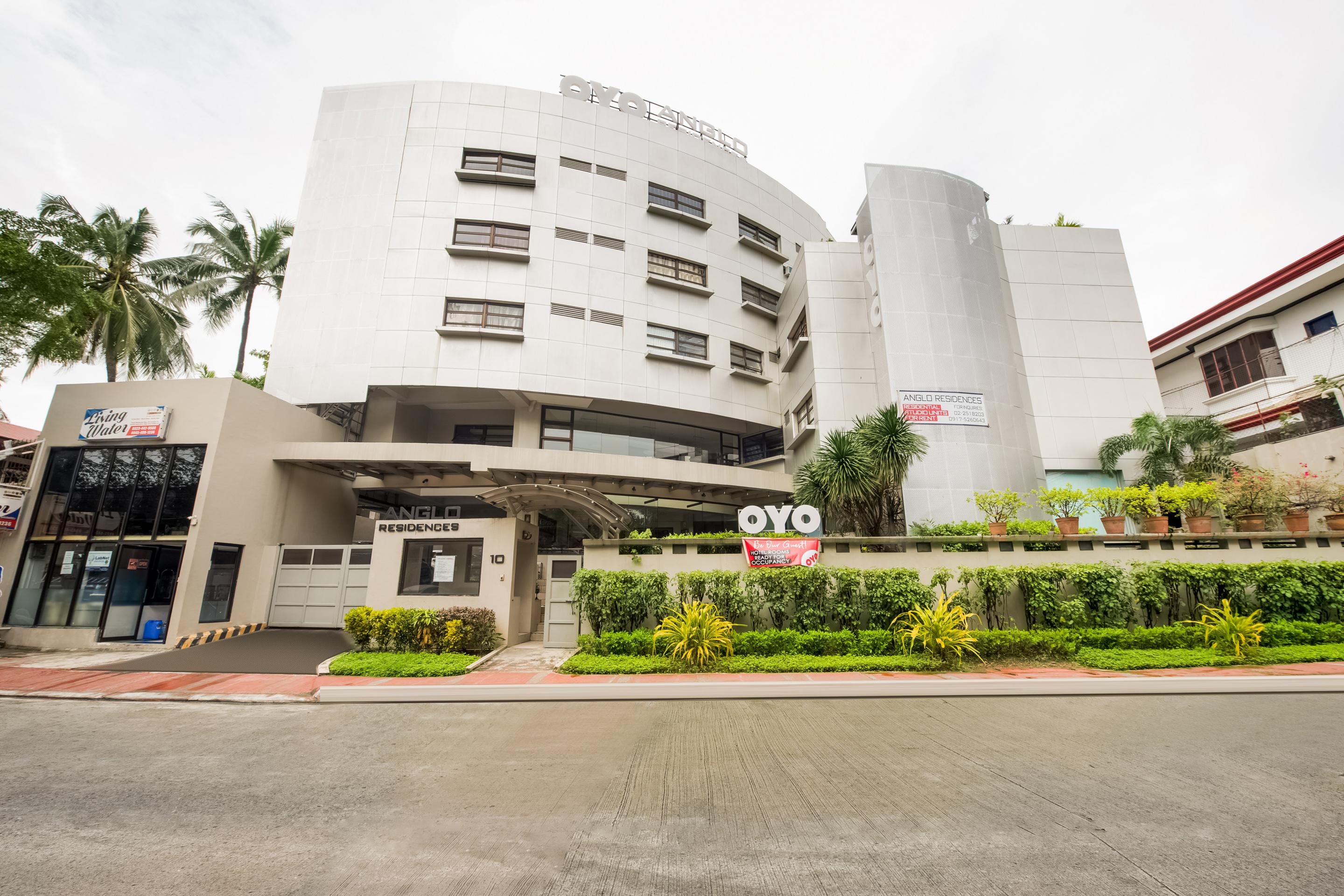 Anglo Residences Manila Кесон-Сити Экстерьер фото