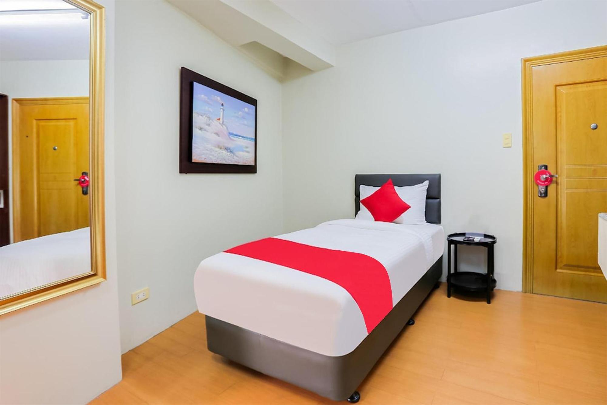 Anglo Residences Manila Кесон-Сити Экстерьер фото